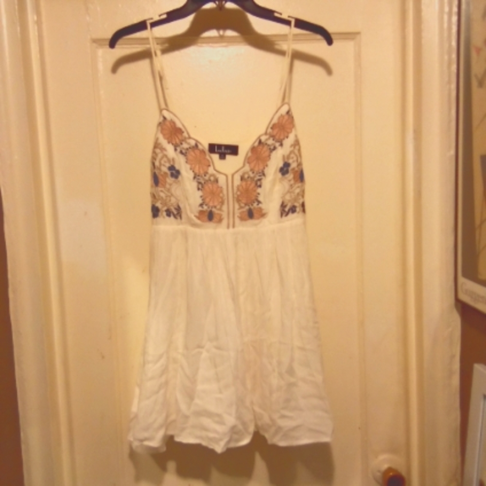 LULUS, 100% COTTON SOFT, PRETTY DRESS w SLIP